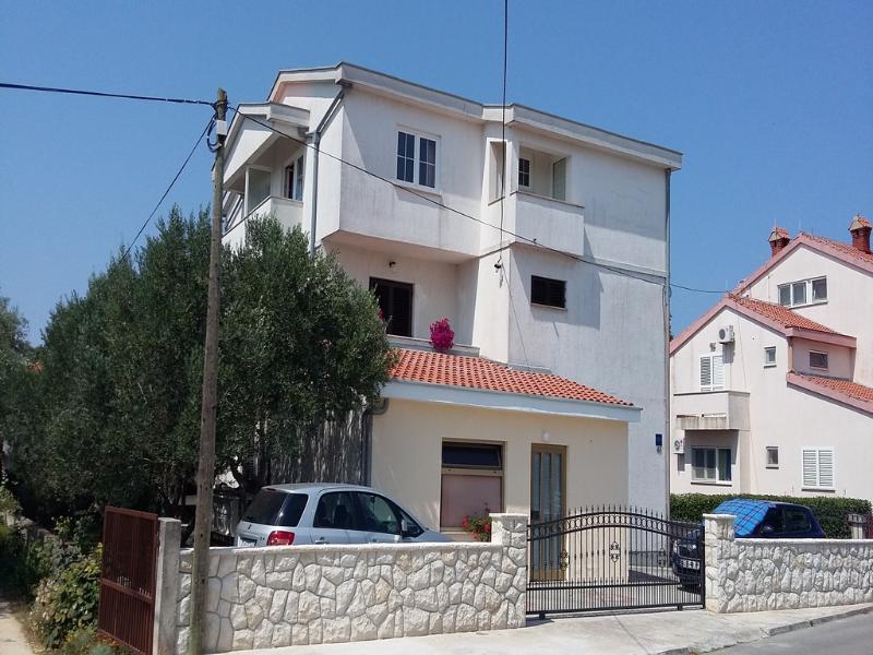 Apartments Burmeta Zadar Exterior photo